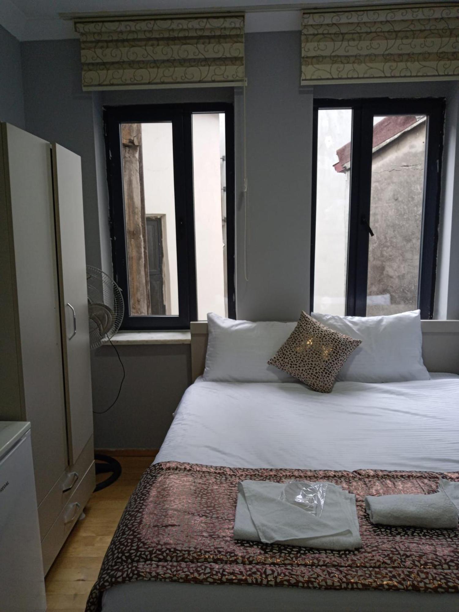 Taksim City Hotel Istanbul Bagian luar foto