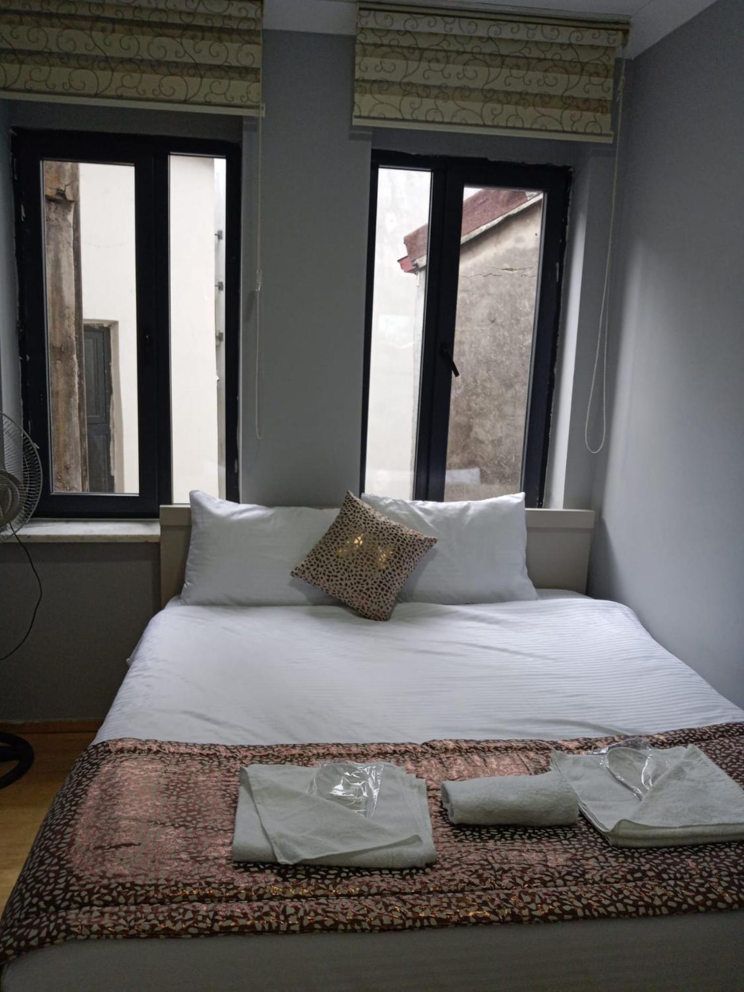 Taksim City Hotel Istanbul Bagian luar foto