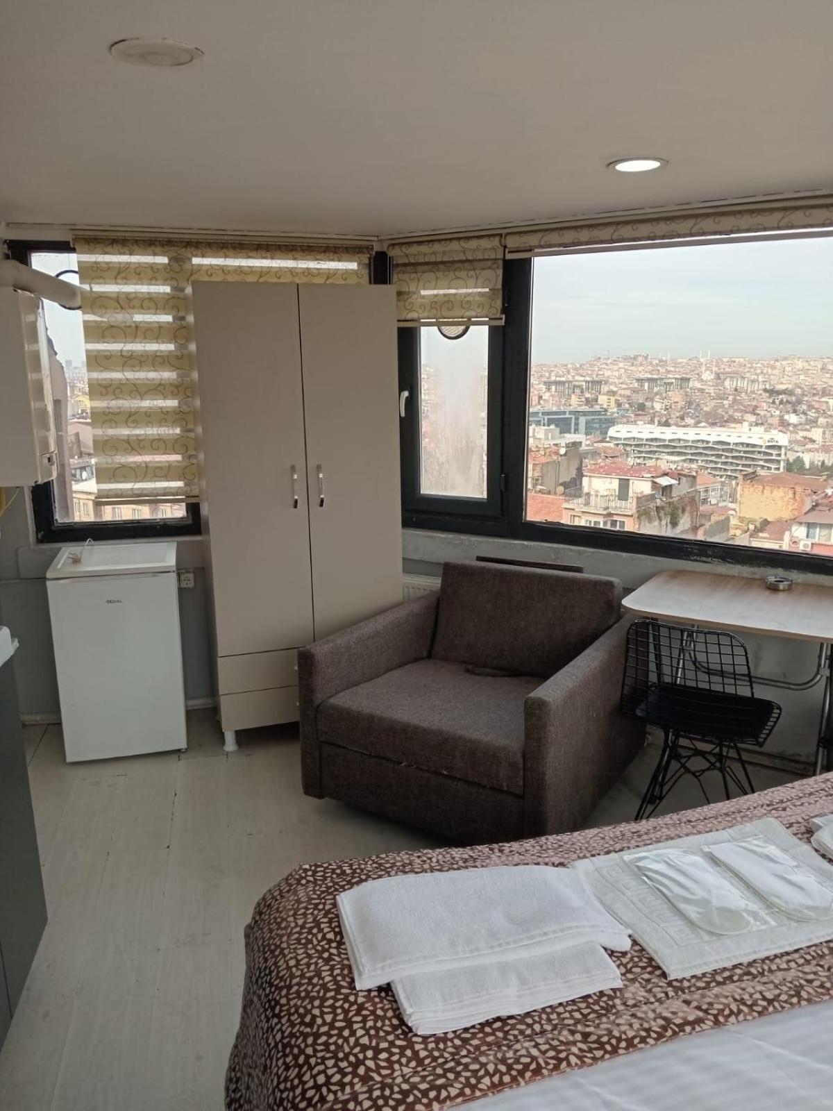 Taksim City Hotel Istanbul Bagian luar foto