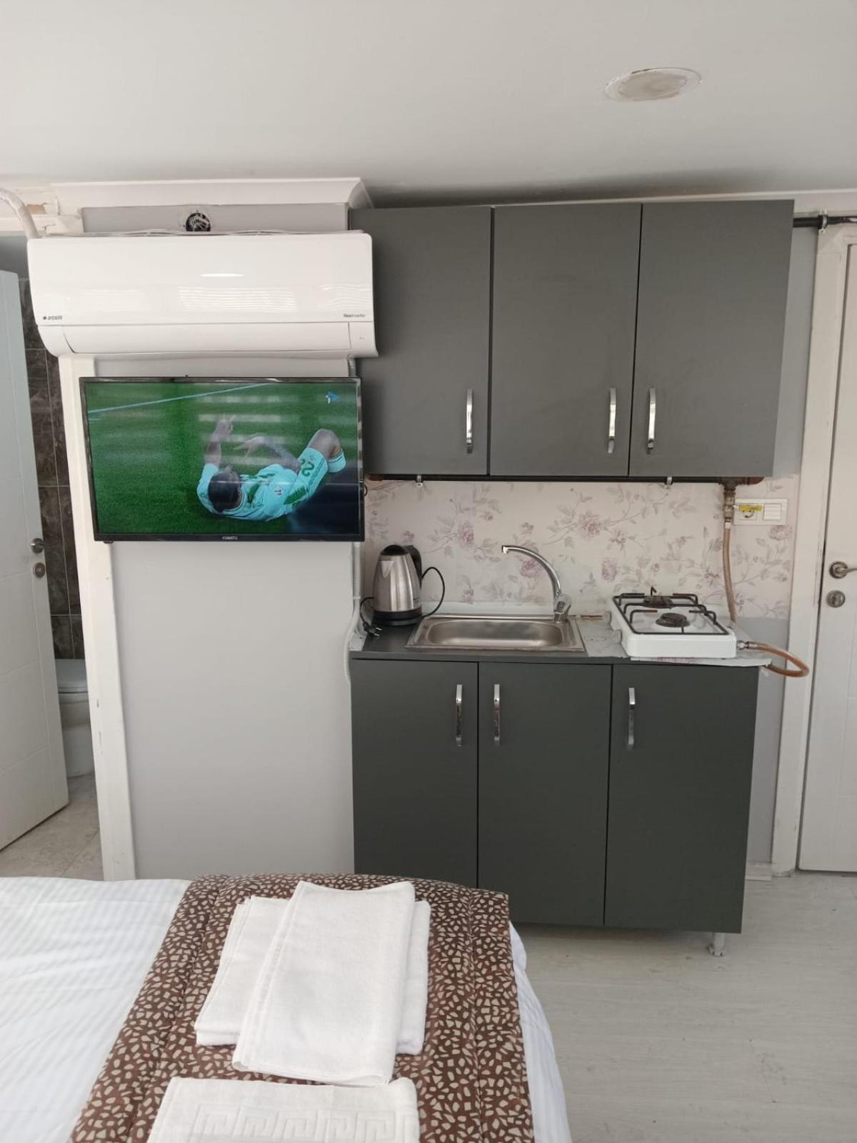Taksim City Hotel Istanbul Bagian luar foto